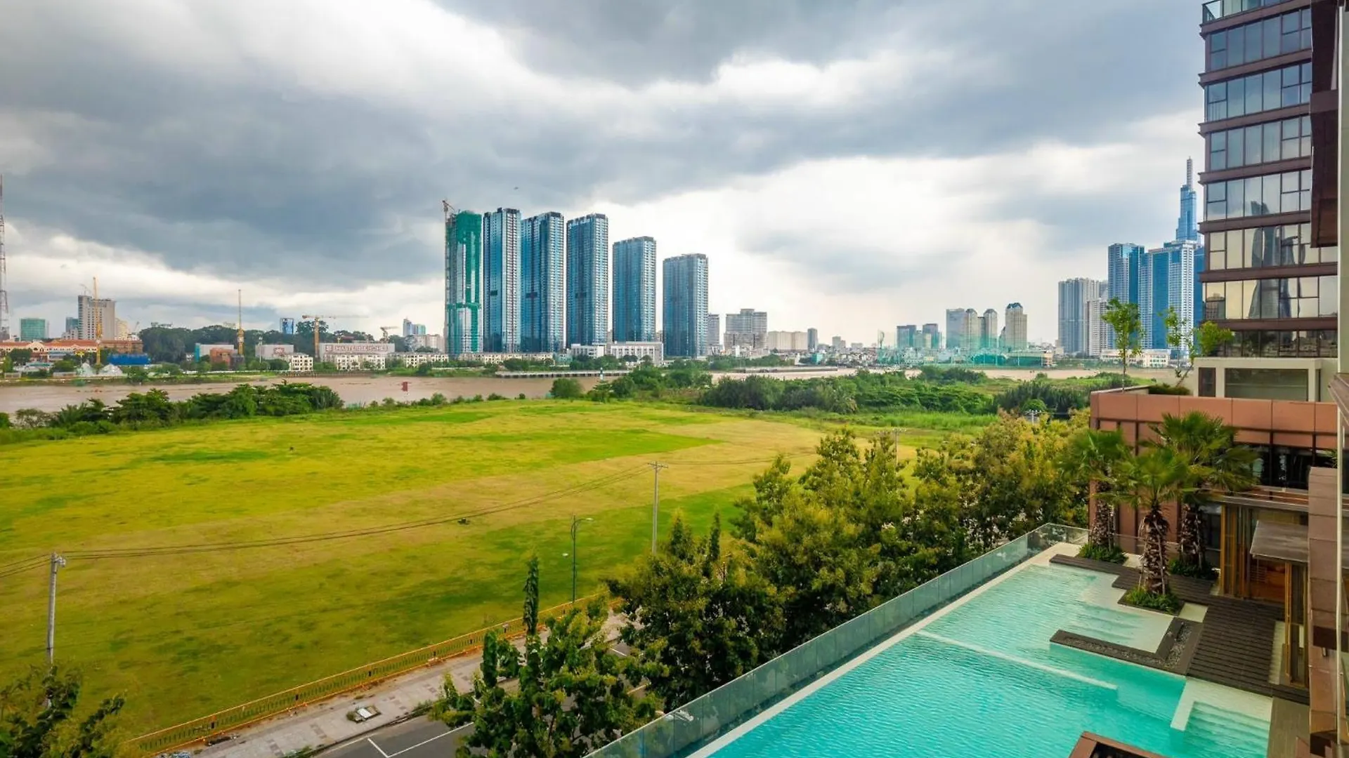 The Galleria Thu Thiem - Panorama Sky View Ho Chi Minh City