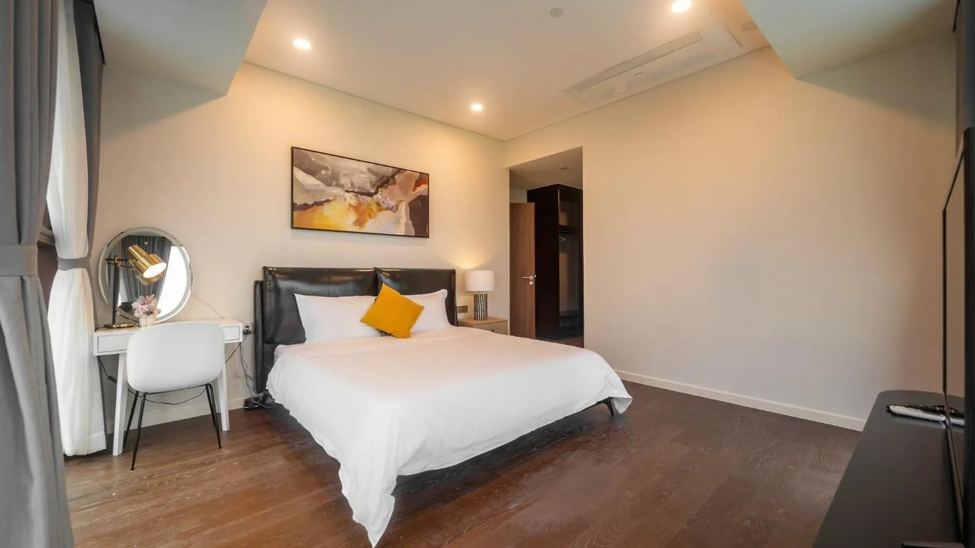 The Galleria Thu Thiem - Panorama Sky View Ho Chi Minh City Apartment