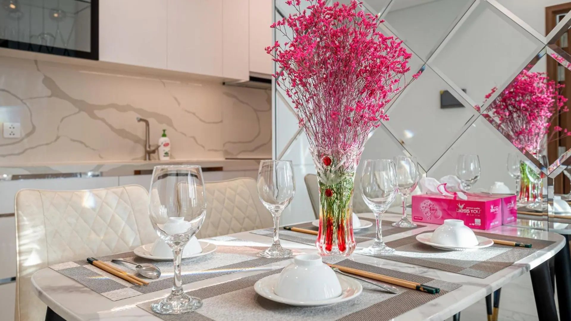The Galleria Thu Thiem - Panorama Sky View Ho Chi Minh City Apartment